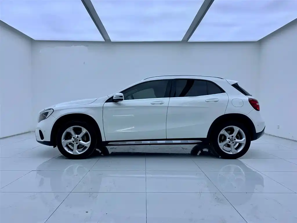 Mercedes-Benz GLA 2019 GLA 200
