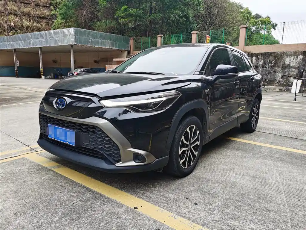 Toyota Frontlander 2023