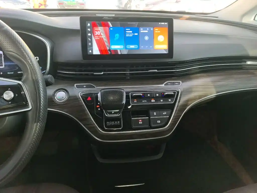 Roewe iMAX8 New Energy — миниатюра 13