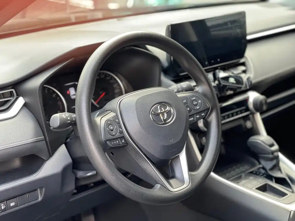 TOYOTA RAV4 RONGFANG