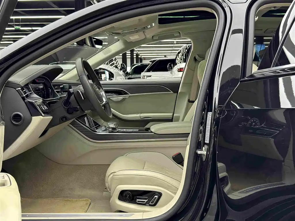 Audi A8 2023 A8L 55 TFSI quattro Flagship