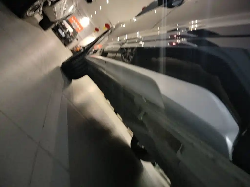 Audi Q5L Sportback — миниатюра 22