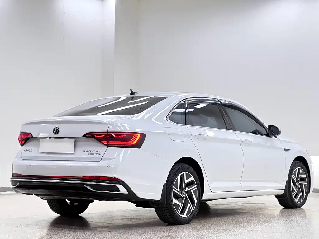 Volkswagen Sagitar — миниатюра 7
