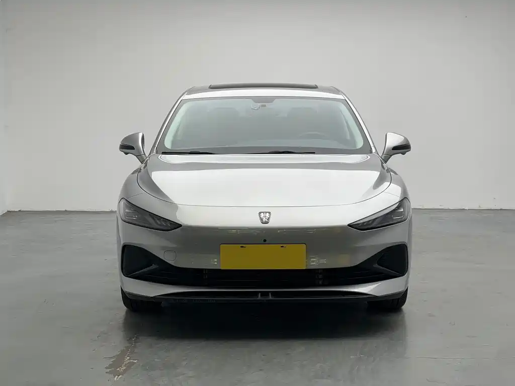 Roewe D7 2023 DMH 125km