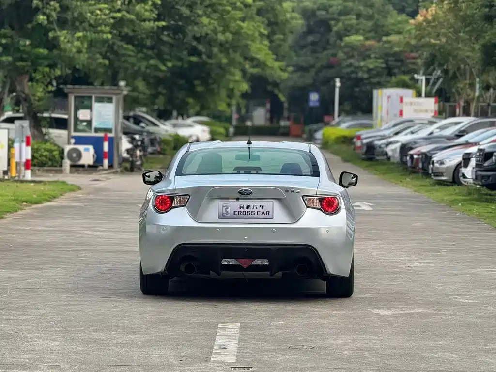 Subaru BRZ — миниатюра 4