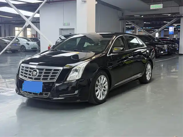 CADILLAC XTS