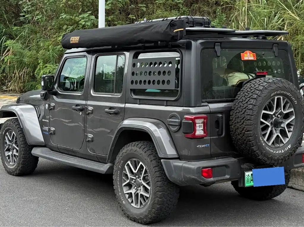 Jeep Wrangler PHEV — миниатюра 4