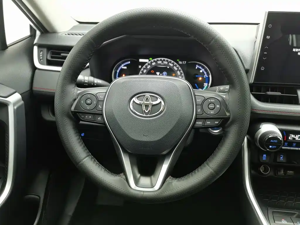 Toyota Wildlander New Energy — миниатюра 11
