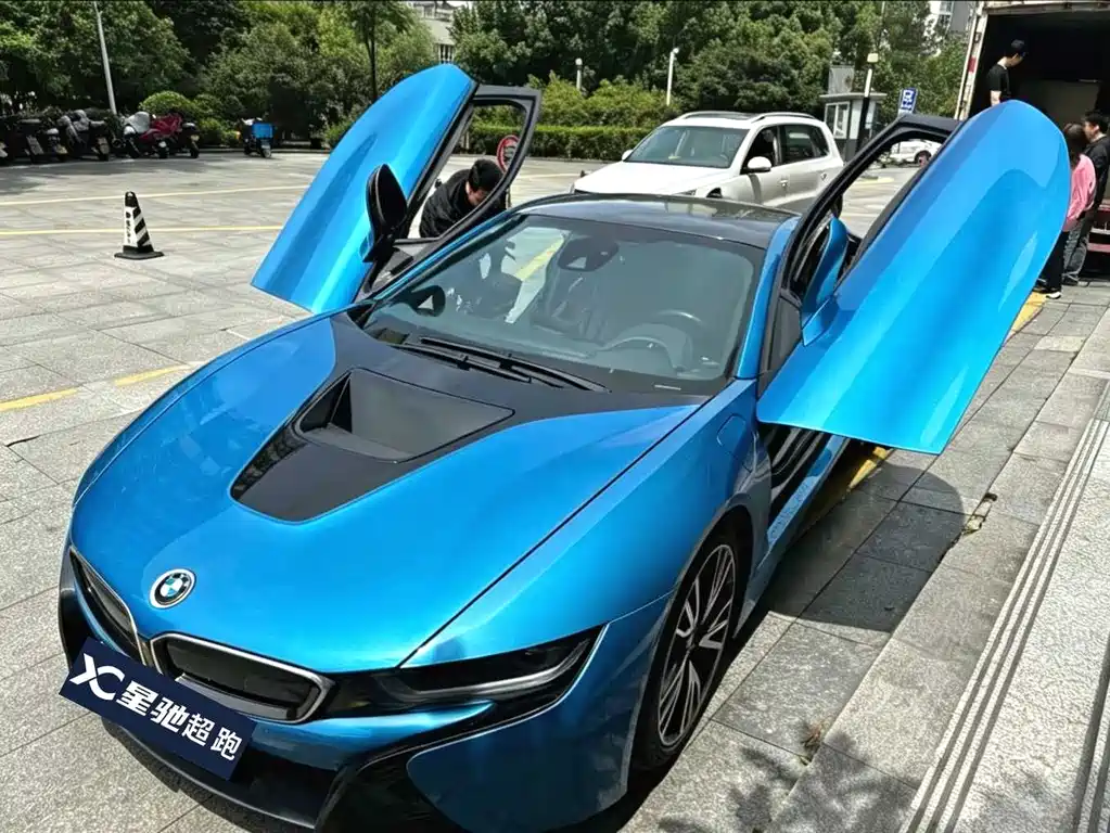 BMW i8 2016