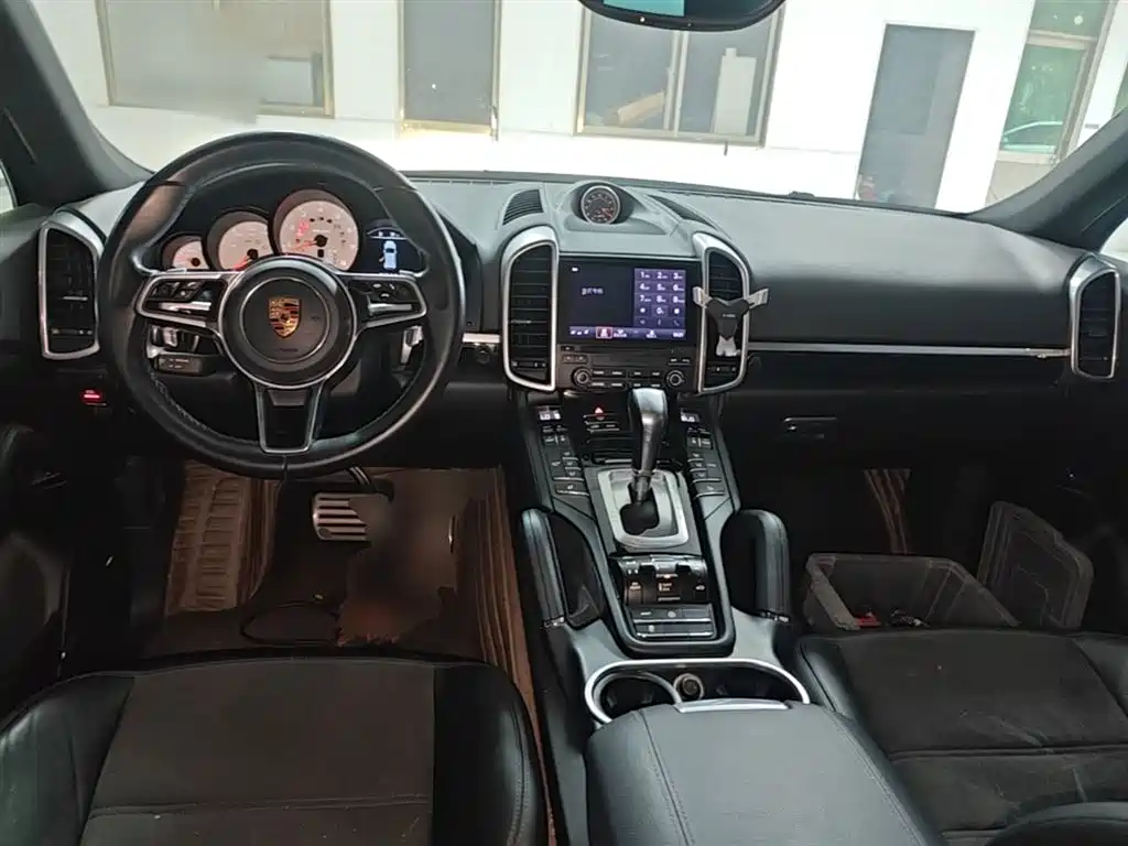 Porsche Cayenne 2016 Cayenne Platinum Edition 3.0T