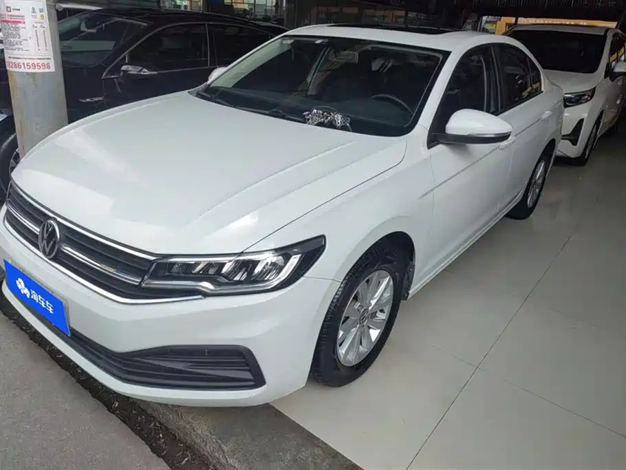 Volkswagen Bora 2021
