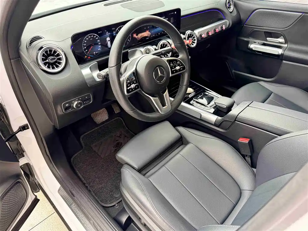 Mercedes-Benz GLB 2023 GLB 220