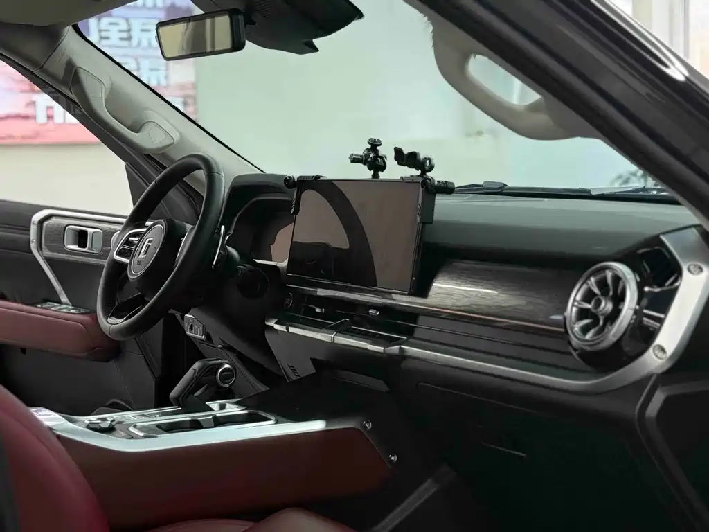 TANK TANK 400 NEW ENERGY