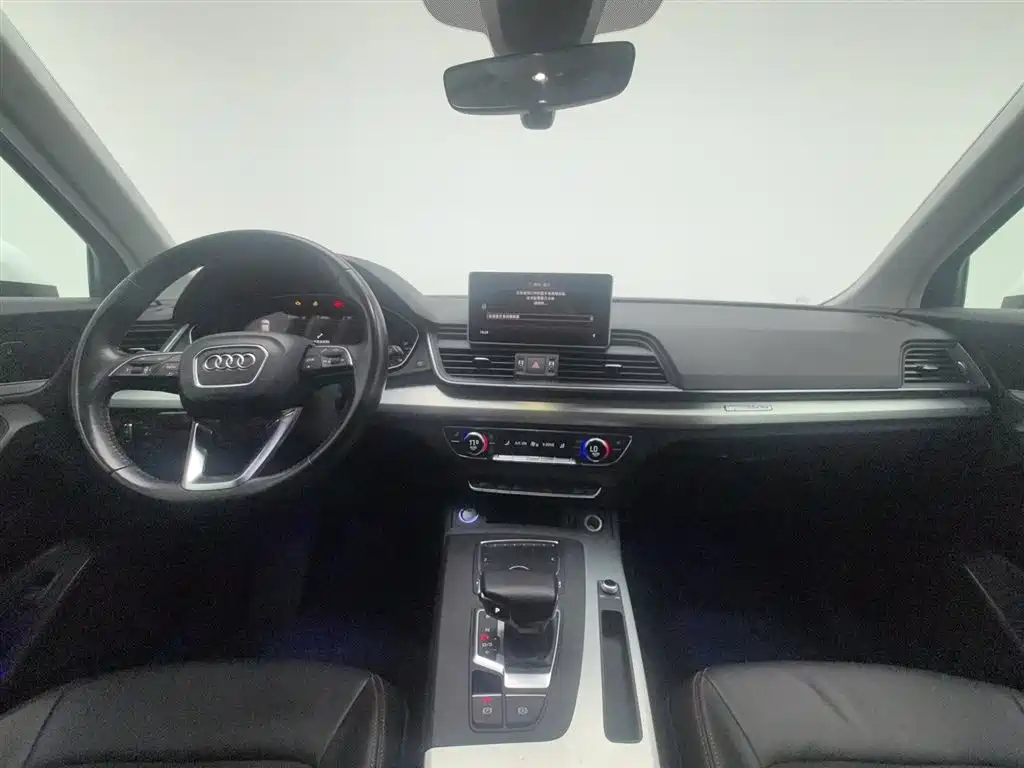 Audi Q5L 2018 40 TFSI Fashion V