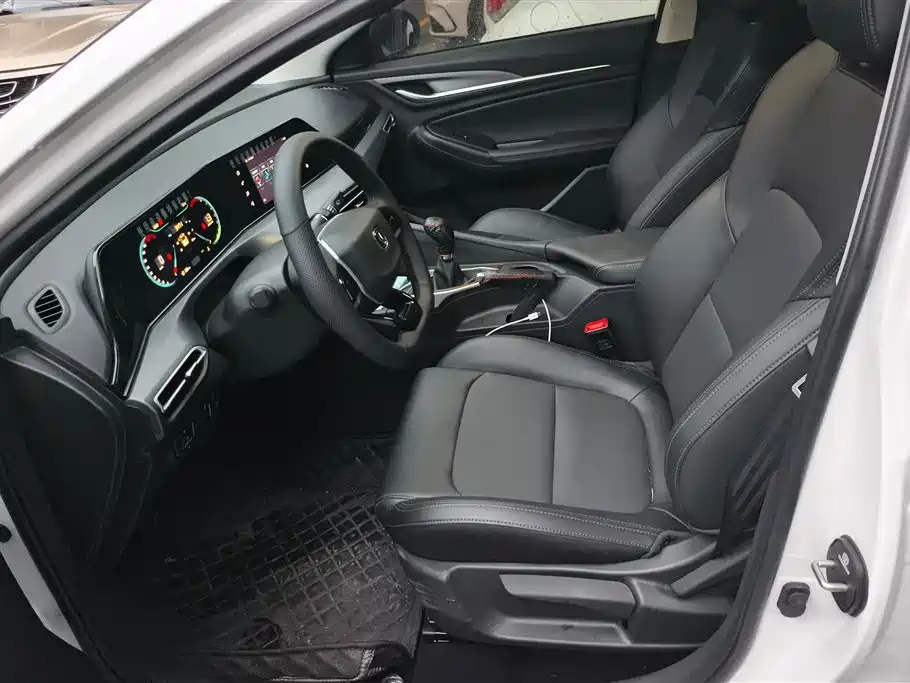 Changan Eado 2025 PLUS 1.5L MT Luxury