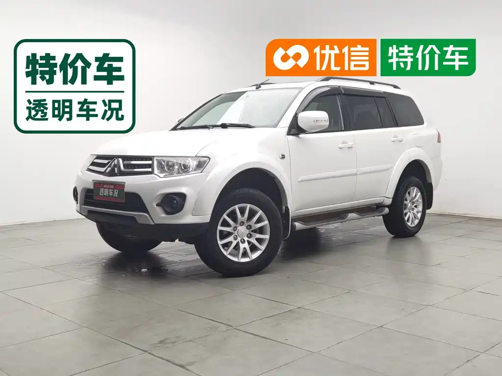 Mitsubishi Pajero Sport