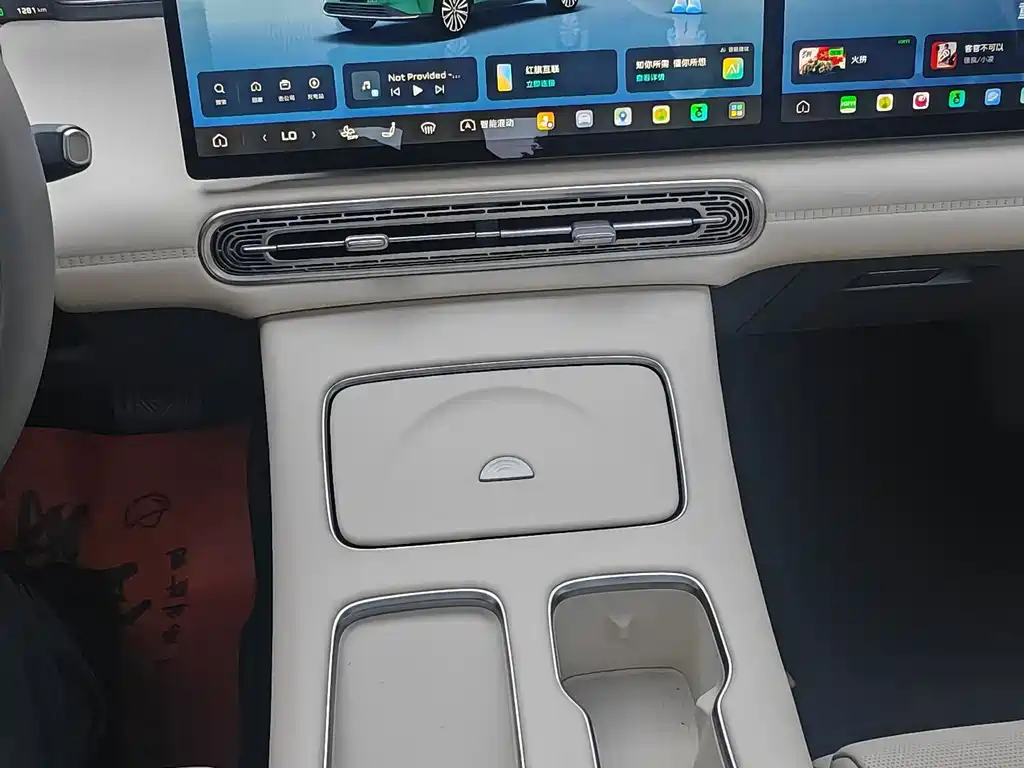 Hongqi HS6 PHEV 240 Smart Hybrid Edition, фото 22