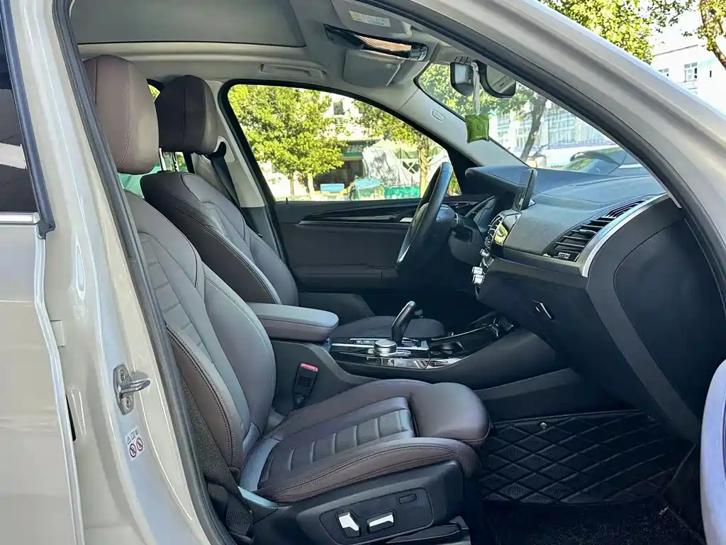 BMW X3 — миниатюра 5