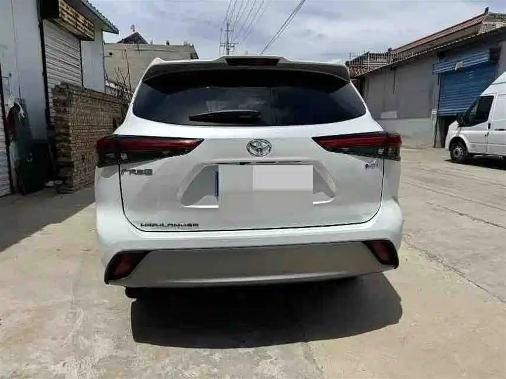 Toyota Highlander 2026 2.5L Elite 5 мест