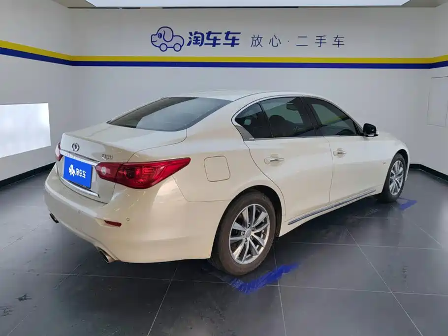 Infiniti Q50L 2016 2.0T Enjoy