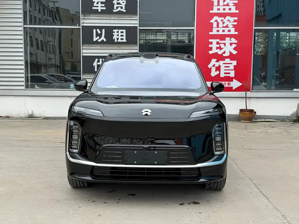 NIO ES9 2026 102kWh Executive Luxury