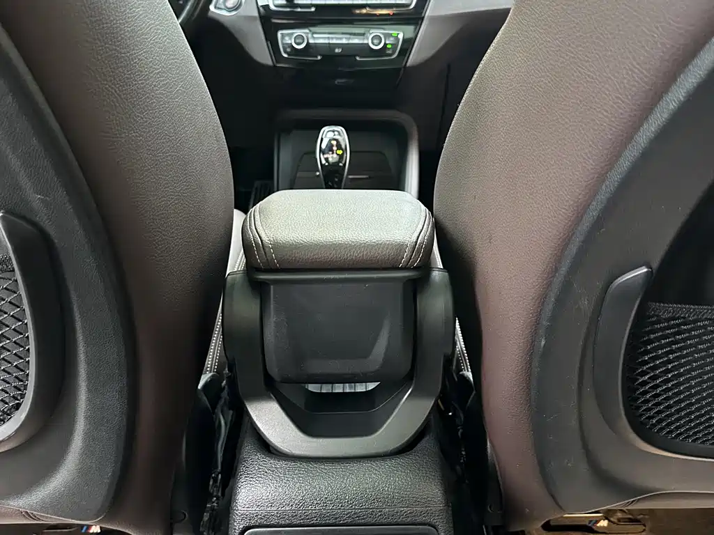 BMW X1 2022 sDrive25Li Lead