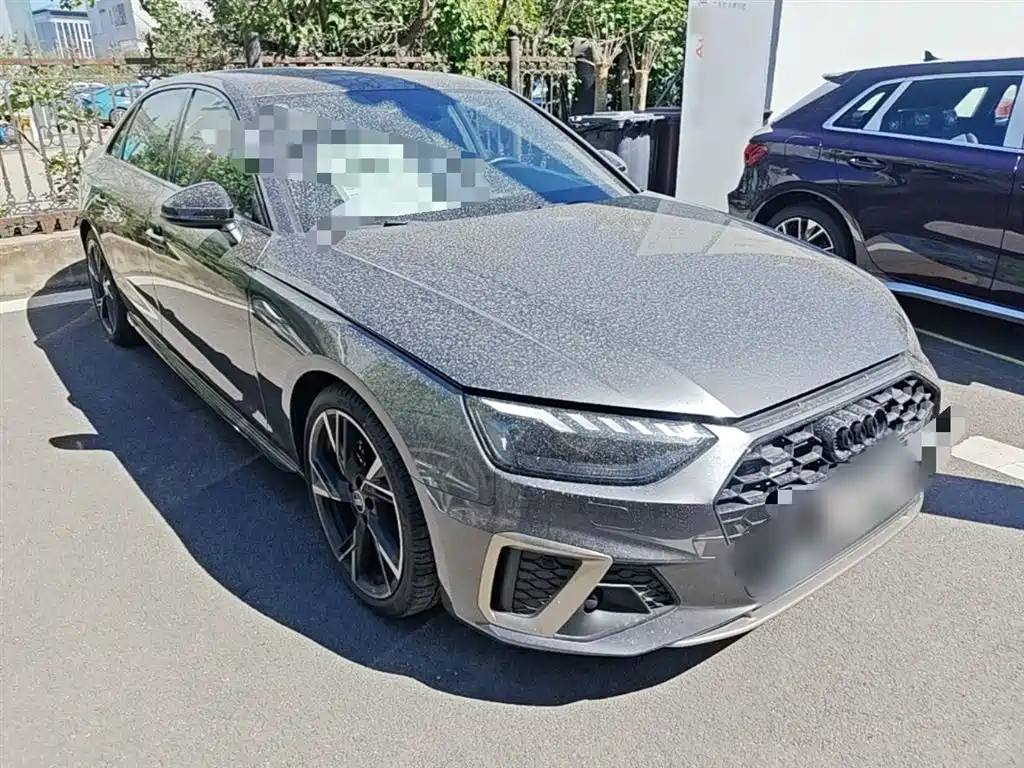 Audi A4L 2024 40 TFSI quattro RS