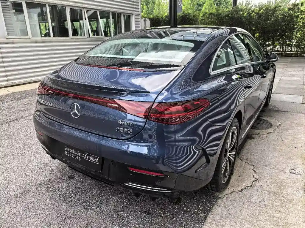 Mercedes-Benz EQE 2025 500 4MATIC