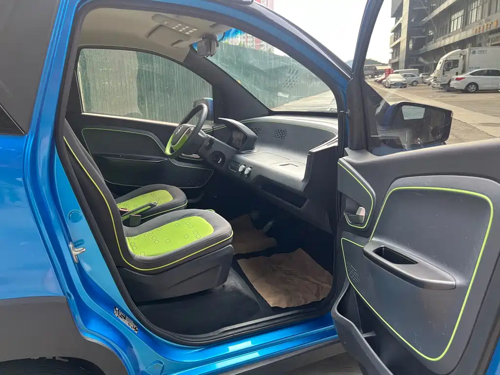 Baojun E100 — миниатюра 10