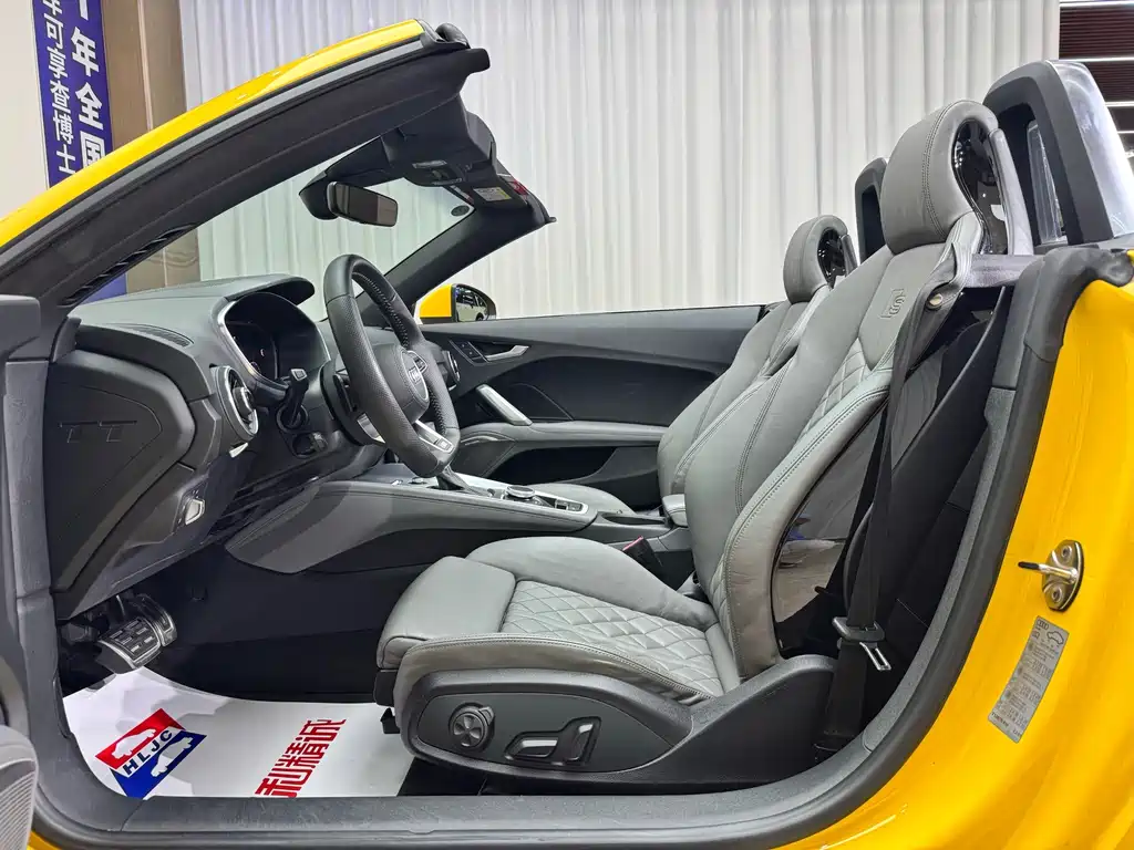 Audi TT — миниатюра 7