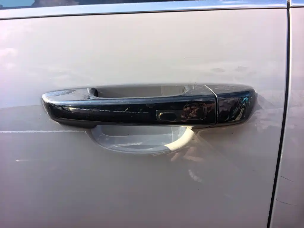 Porsche Cayenne — миниатюра 6