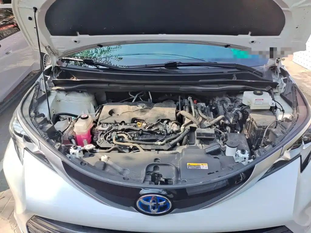 Toyota Sienna — миниатюра 11