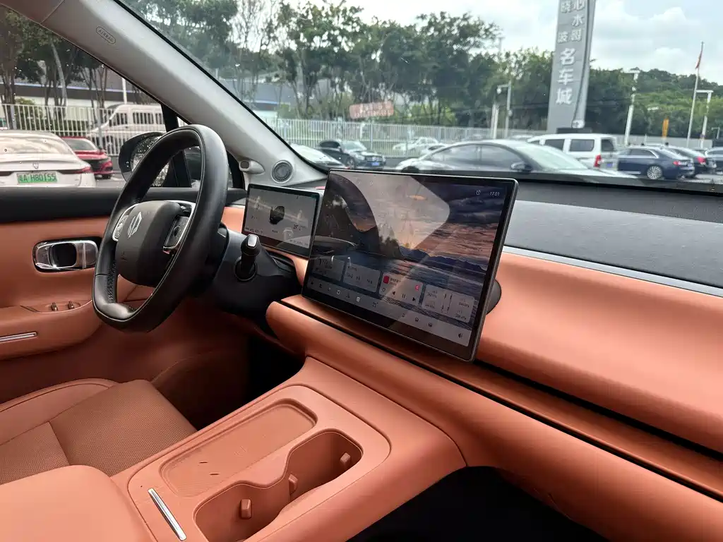 Leapmotor Leapmotor C16 — миниатюра 12