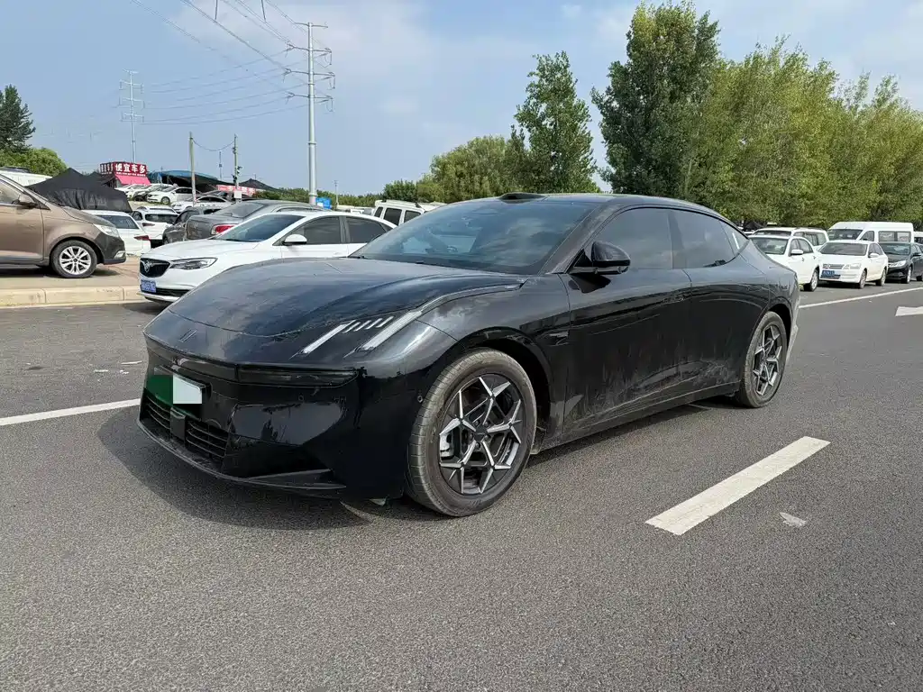 2025 Lynk & Co 10 - zdjęcie 1 z 9