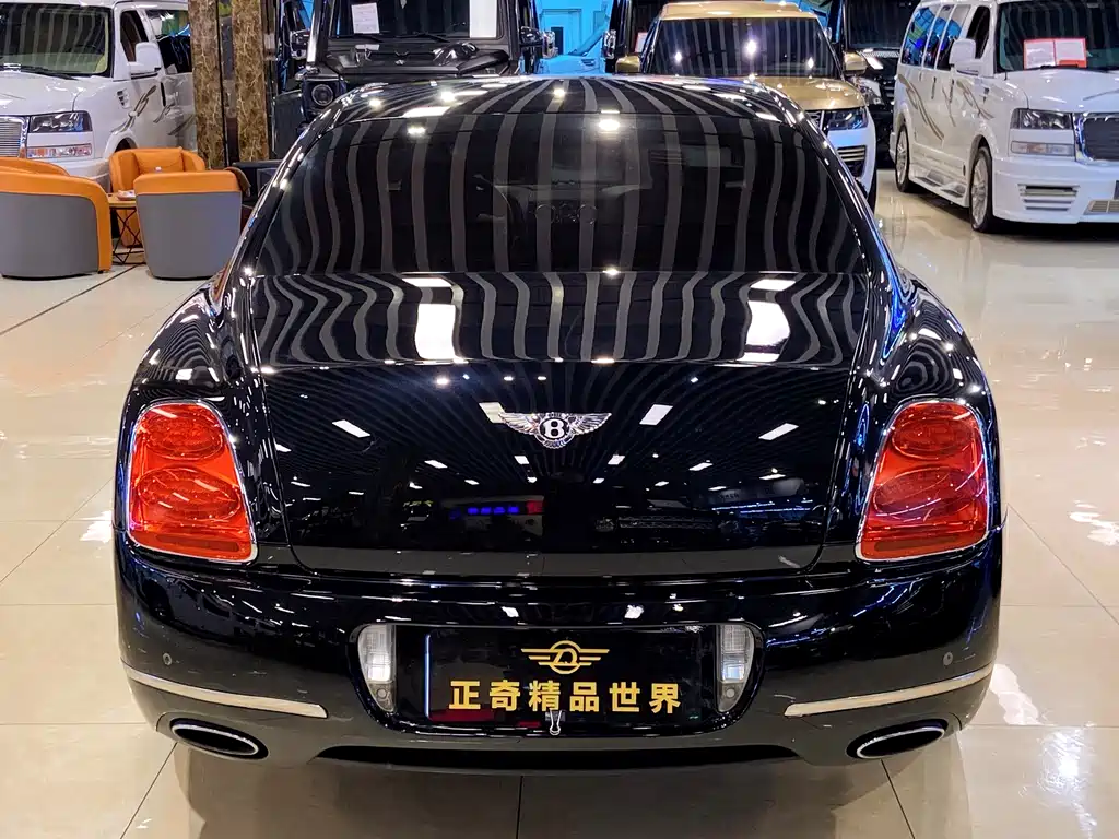 Bentley Flying Spur 2010 6.0T мест