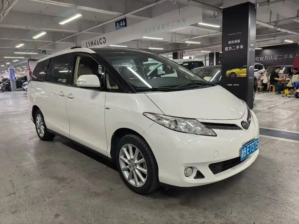 TOYOTA PREVIA