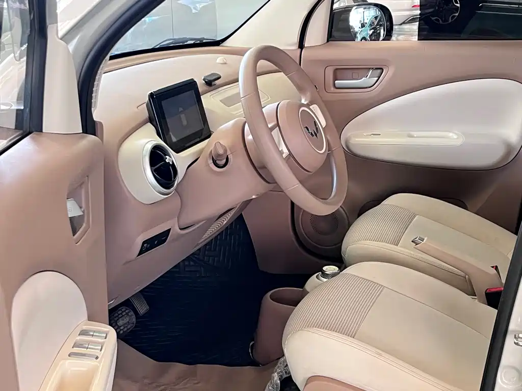 Wuling Mini EV MINIEV 2025