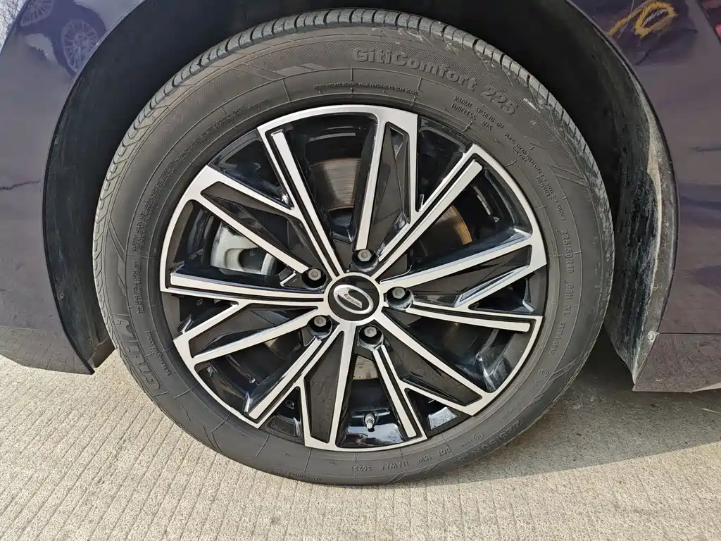 GAC TRUMPCHI E8 NEW ENERGY