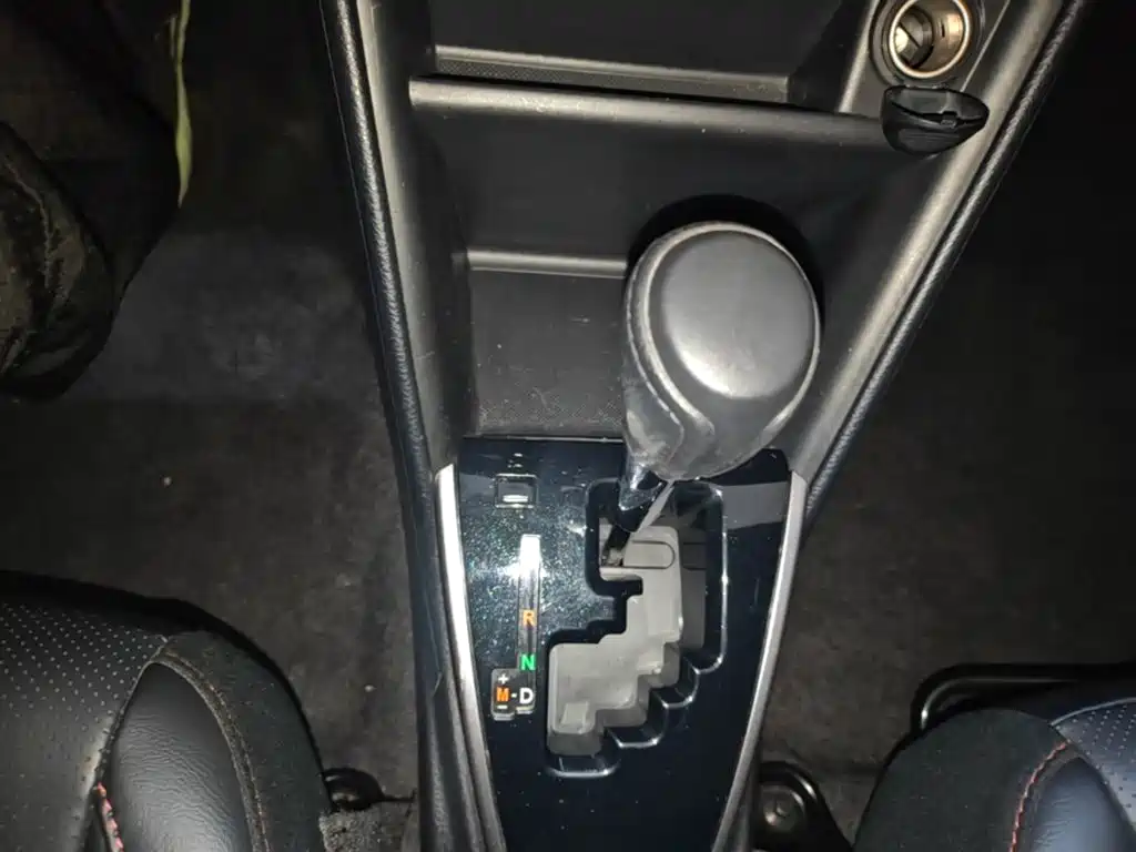 Toyota Yaris L — миниатюра 14