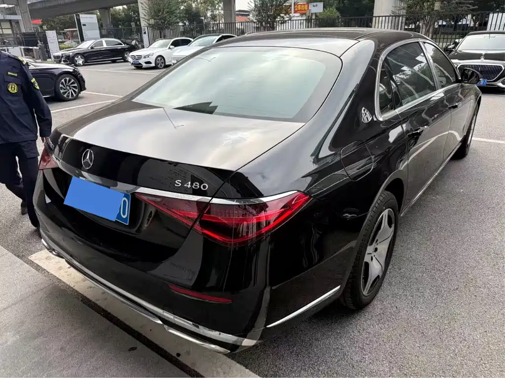 Mercedes-Benz S-Class — миниатюра 4