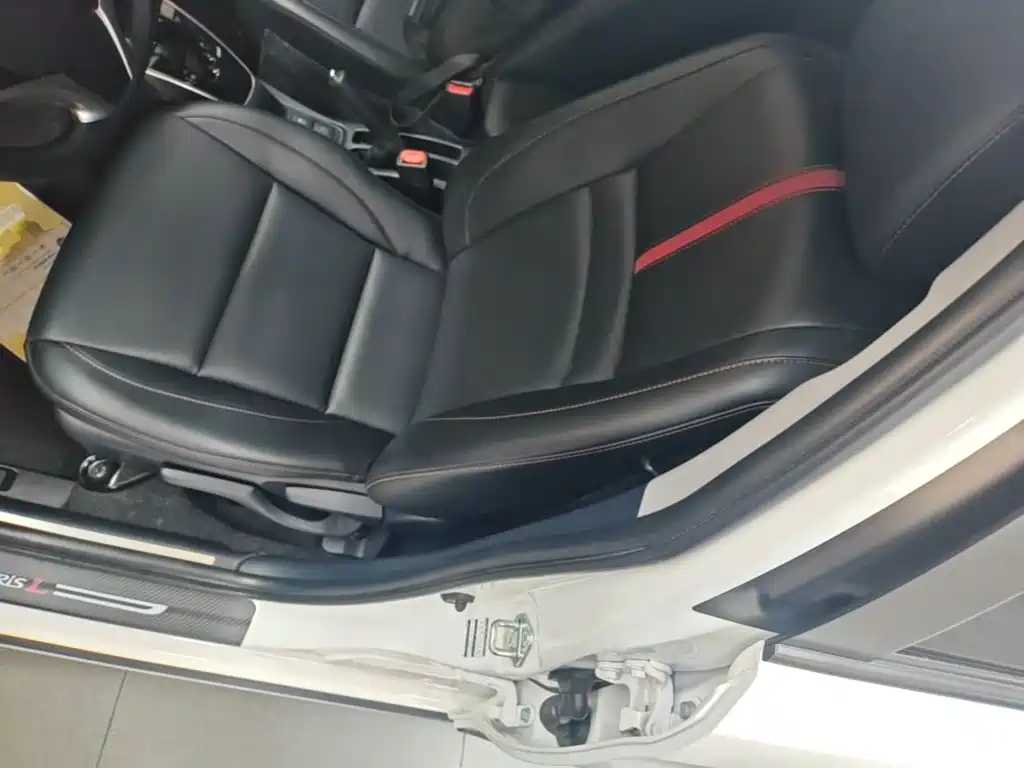 Toyota Yaris L — миниатюра 15