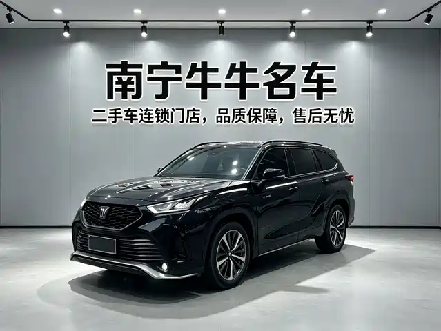 Toyota Crown Kluger