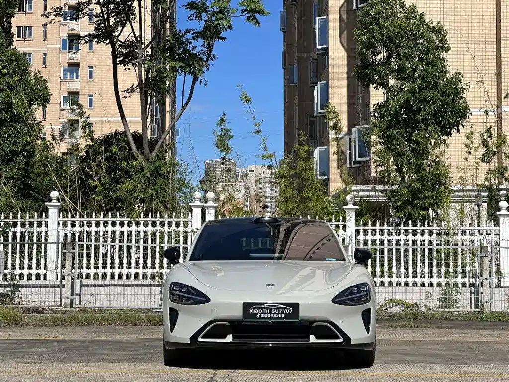 Xiaomi SU7 — миниатюра 2