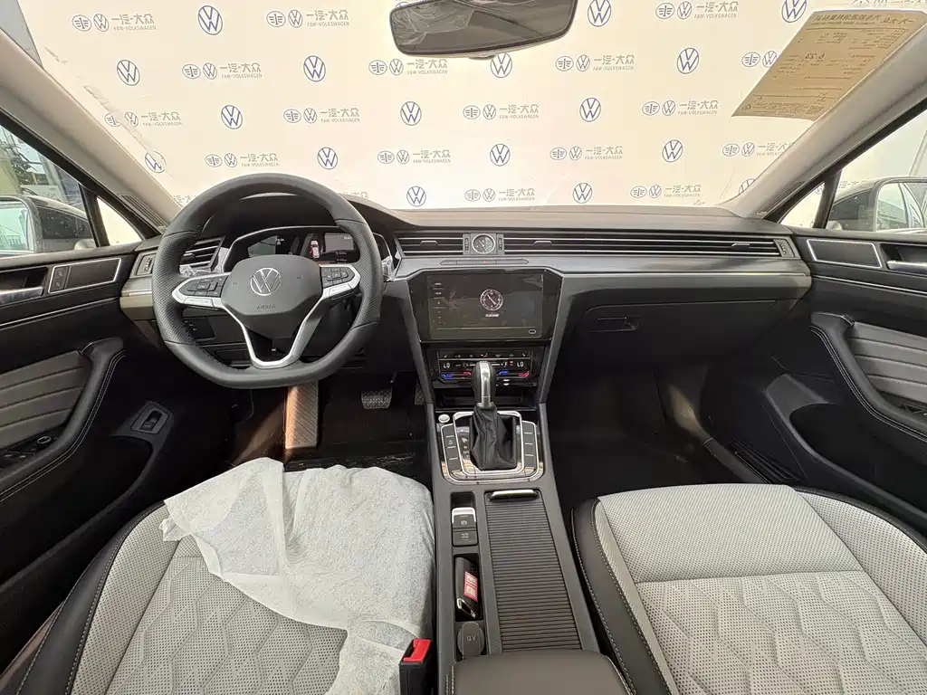 Volkswagen Magotan — миниатюра 4