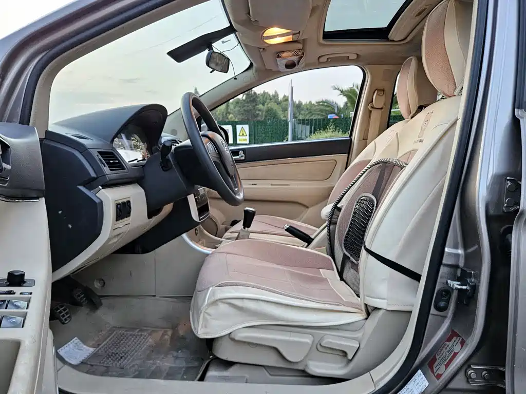 BAIC E-Series — миниатюра 9