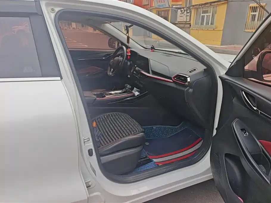 Oshan X5 2021 1.6L CVT Premium