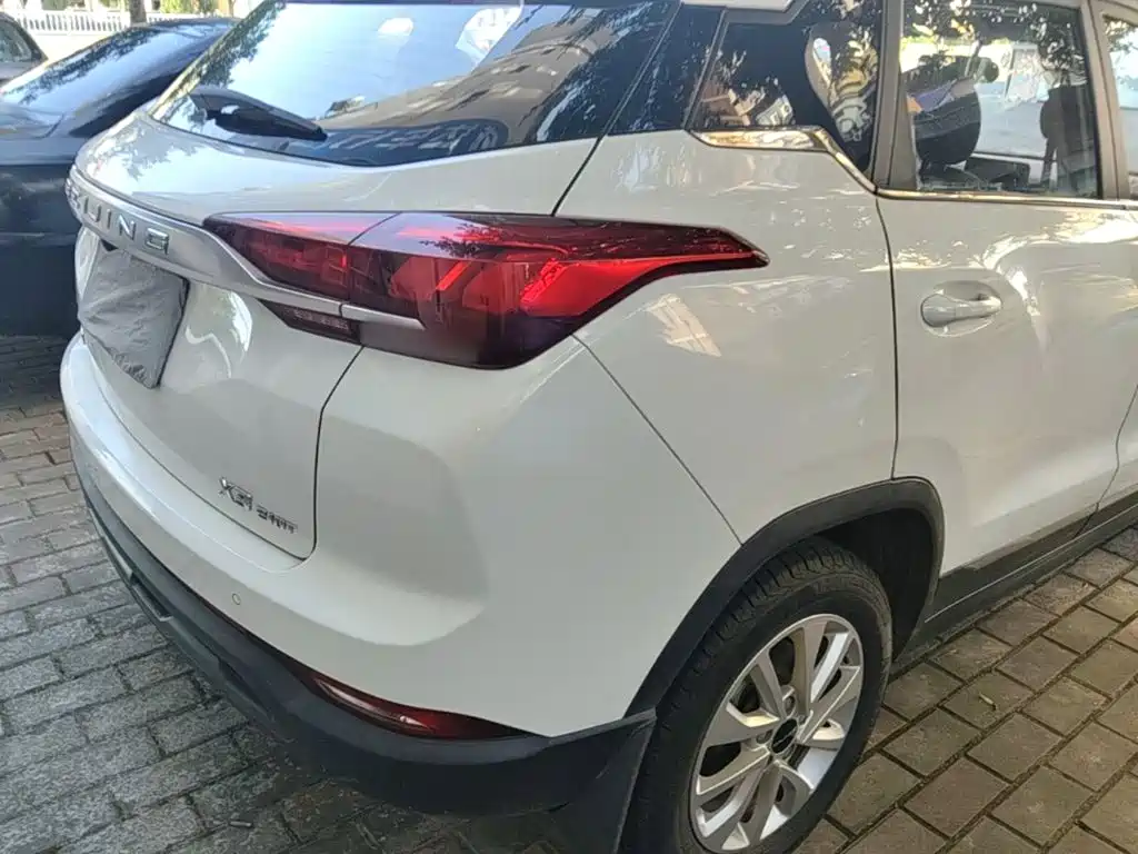 BAIC X3 — миниатюра 8