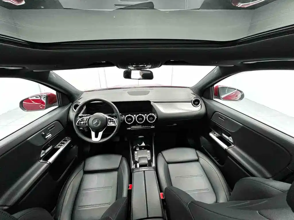 Mercedes-Benz GLA — миниатюра 6