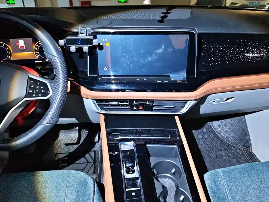 Volkswagen Teramont — миниатюра 13