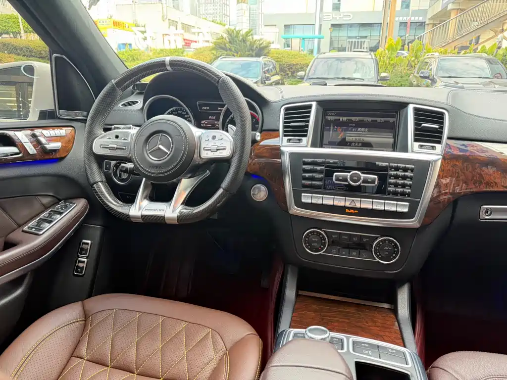 Mercedes-Benz GL-Class — миниатюра 10